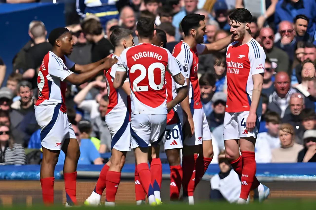 🚨🚨 Earthquake at the Emirates! While Arsenal is on the verge of sealing the signing of the season, Arteta already has plans to give the new arrival a guaranteed starting spot and sends a blunt message to one of Arsenal’s current stars: “If you want to be a starter, you’d better start looking for a new club.”