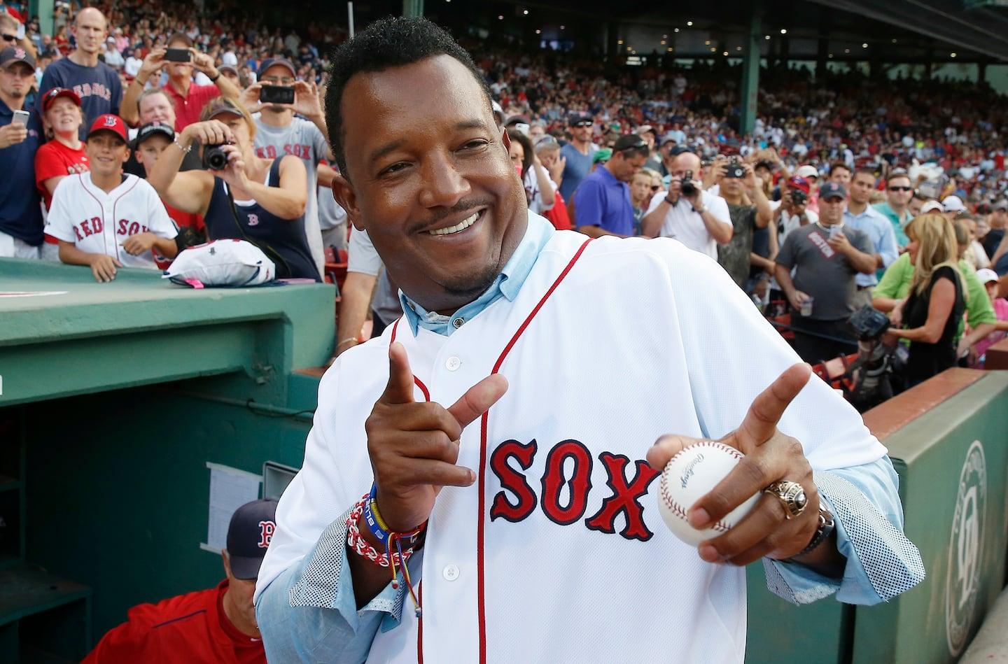 Red Sox legend Pedro Martinez publicly criticized Jarren Duran for a mistake that could have seriously affected his career. “If he wants to be a star, he should change his game…”, he responded 5 minutes later with 12 shocking words after disrespecting himself… - Luxury Blogs
