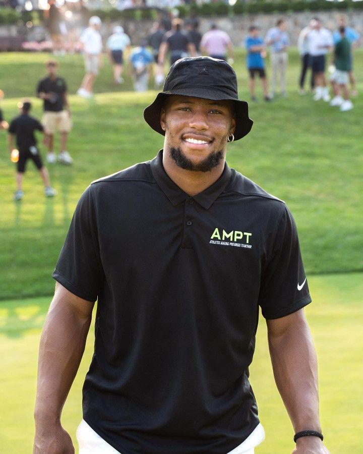 🌷🍁 Saquon Barkley, a player from the Eagles, spent $80,000 to save a small grocery store that once gave him free meals during his high school years. In a deeply emotional and heartfelt gesture, he not only saved the store from shutting down but also hung up a sign that read: "The place that nurtured my dream every single day." The sign brought the store owners to tears, overwhelmed with emotion as they realized the sincere gratitude from someone they had once helped in the past. vannguyen