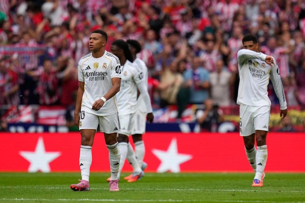🚨🚨ÚLTIMA HORA: La FIFA ha anunciado una noticia muy triste relacionada con el partido entre Real Madrid y Atlético de Madrid, sobre la polémica del penalti tras el incidente con Arda Güler.