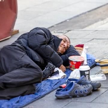 FLASH INFO 🔴 Football’s number one star, Lamine Yamal, donated his entire $11.9 million in prize money and sponsorships to “Onward Home,” a shelter for the homeless in Houston, Texas, in order to raise funds to build 150 houses with 300 beds… “I saw with my own eyes the effects of homelessness when I was a child, and I know what it would be like if I couldn’t afford a place to stay. No one should have to sleep on the sidewalk.”