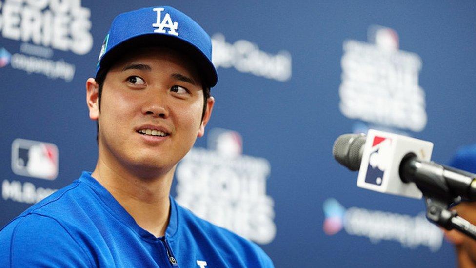 Shohei Ohtani found out about the incident involving the boy and his father, who were attacked by the so-called “Phillies Karen.” In a show of solidarity with the child, Ohtani sent him a signed baseball and also gave him the opportunity to attend any MLB stadium and buy whatever he wants for an entire year… - Luxury Blogs