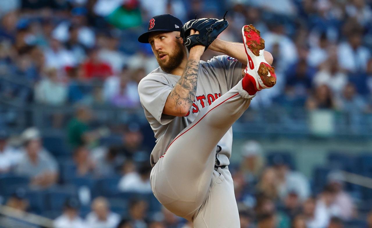 Red Sox OFFICIALLY ANNOUNCED ace pitcher Garrett Crochet will be the starter for Game 1 of the AL Wild Card series against the New York Yankees. Alex Cora revealed two special details about the Yankees' powerful offense, especially right-handed hitters like Aaron Judge. - Luxury Blogs