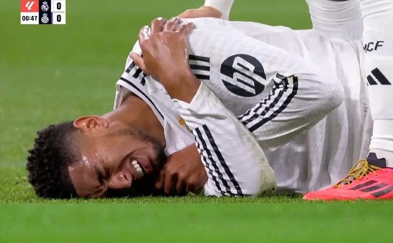🔥 “¡ALARMA EN EL BERNABÉU!” — Las dudas sobre Bellingham tras su regreso acelerado de la lesión de hombro 🚨