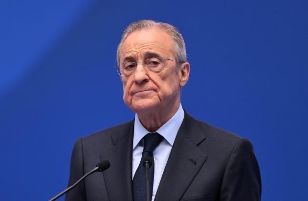 🚨BREAKING NEWS ‼️: Zinedine Zidane sends a strong warning to Florentino Pérez 🫵😱 “If Real Madrid allow Julián Álvarez to join Barcelona, they risk another decade of pain. A striker like him in their system? He could turn Spanish football upside down.” 😳 READ the details in the first comment below… 👇