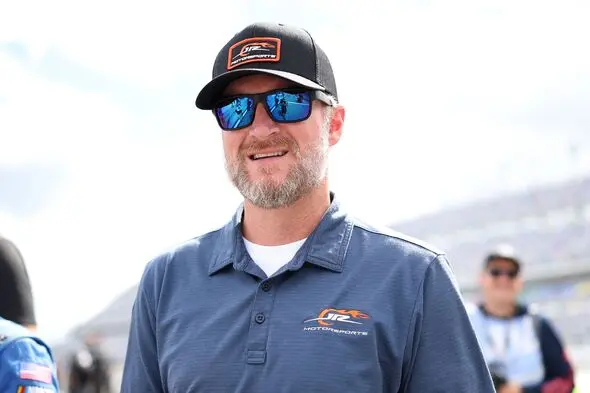 B805398e De82 480b 950d C32f3a13f59f