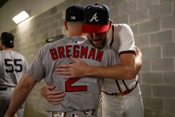 When Alex Bregman’s Footsteps Echoed Through Fenway in a Silence So Heavy It Felt Like the Collapse of an Empire, Boston Realized Their Future Hung on a Single Choice as a Stunning Secret Offer From the North Threatened to Steal Their Crown and Rewrite the Fate of a Franchise Built on Hope, Loyalty, and the Fragile Dream of a Dynasty Not Yet Born -congthang123